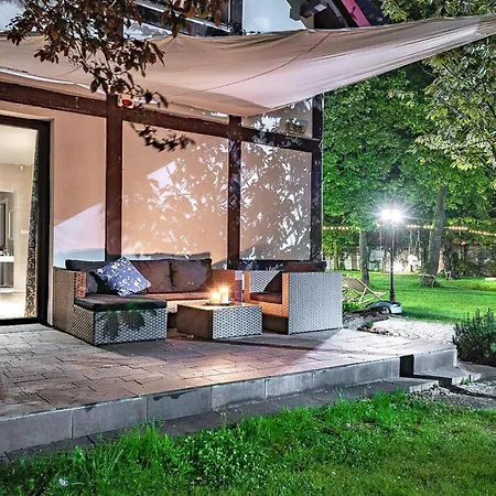 Διαμέρισμα In With A Garden *